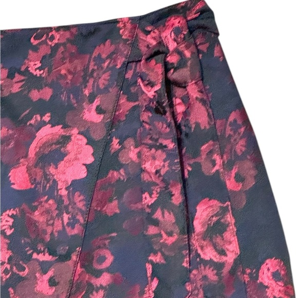 EXPRESS Mini Faux Wrap Skirt Size 8 Holiday‎ Party Christmas NYE Floral Tie NWT - Picture 3 of 9